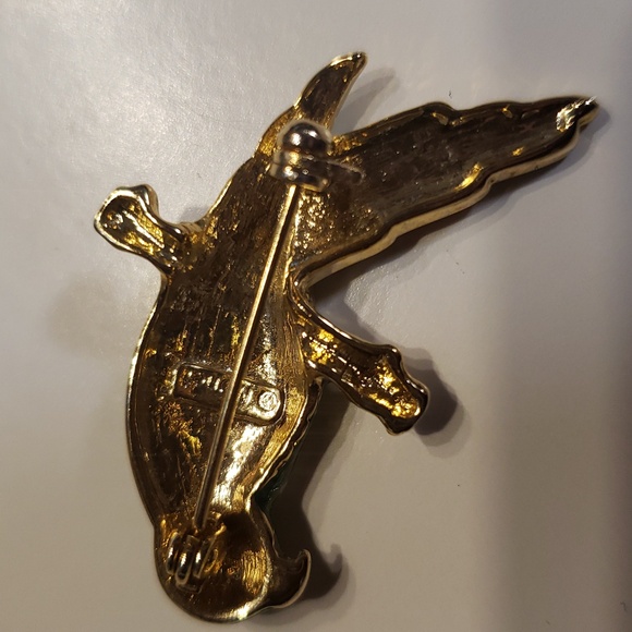 Vintage Monet Gold Tone Rhinestone Parrot Brooch - Picture 3 of 6